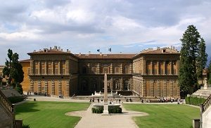 Palazzo_Pitti_Gartenfassade_Florenz