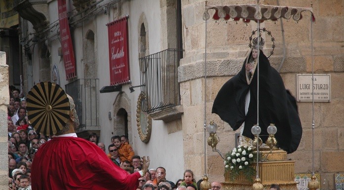 Pasqua: Itinerari Religiosi e tradizioni in Calabria