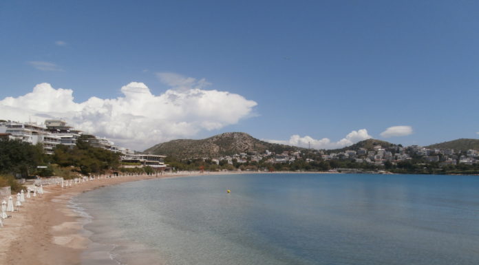 Atene, le sue spiagge e i suoi tesori. Scopriamoli con Aegean Airlines