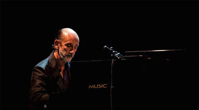 UMBERTO SCIPIONE – Nel “Felicità Tour” di Alessandro Siani … ed è già sold out –